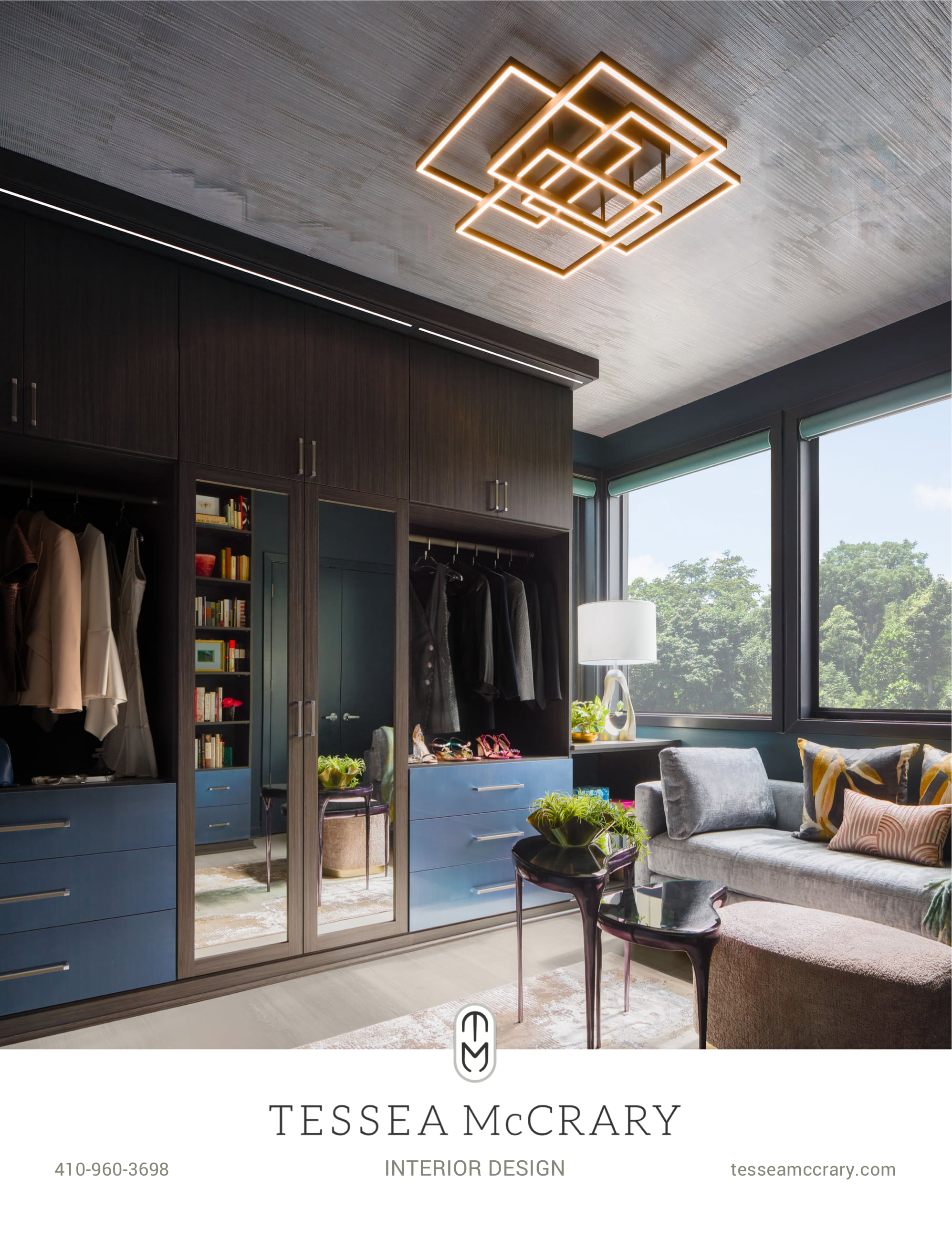 The second ad, a dressing room to all four edges, with the mark, the name, and the number on a white band at the foot